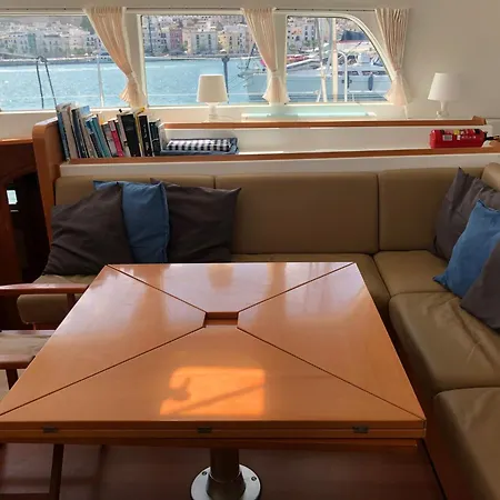 船屋 Otto Mezzo 比戈